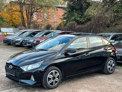 Schwarz Gebraucht 2022 Hyundai i20 Select Limousine | 14.299 € (Etwas zu teuer)