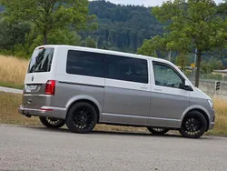 Beige Gebraucht 2007 VW Multivan Van / Kleinbus | 42.000 €