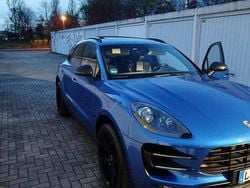 Blau Gebraucht 2015 Porsche Macan Turbo SUV | 26.300 € (Guter Preis)