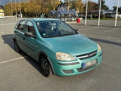 Grün Gebraucht 2004 Opel Corsa Kleinwagen | 1.275 € (Fairer Preis)