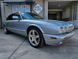 Silber Gebraucht 2025 Jaguar XJ8 Sovereign Limousine | 13.000 € (Teuer)