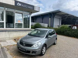 Grau Gebraucht 2008 Nissan Tiida Acenta Limousine | 3.380 € (Fairer Preis)