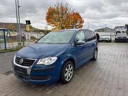 Blau Gebraucht 2010 VW Touran Conceptline Van / Kleinbus | 1.990 € (Guter Preis)