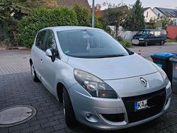 Silber Gebraucht 2009 Renault Scénic III Van / Kleinbus | 1.800 € (Superpreis)