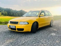 Gelb Gebraucht 1999 Audi S4 Kombi | 9.400 € (Guter Preis)