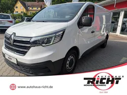 Gletscherweiss Gebraucht 2022 Renault Trafic Van | 16.980 €