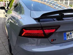 Grau Gebraucht 2017 Audi A7 Sportback Competition Kleinwagen | 29.500 € (Fairer Preis)