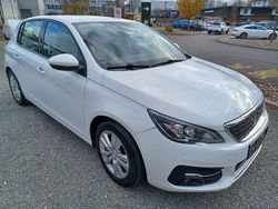 Weiß Gebraucht 2021 Peugeot 308 Active Limousine | 10.999 € (Superpreis)