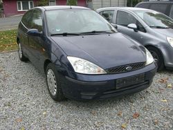 Blau Gebraucht 2004 Ford Focus Trend Limousine | 3.590 € (Teuer)