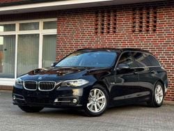 Black sapphire metallic Gebraucht 2013 BMW 530 Kombi | 10.500 € (Superpreis)