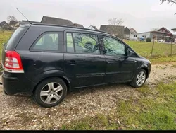 Schwarz Gebraucht 2009 Opel Zafira Edition Van / Kleinbus | 499 € (Superpreis)