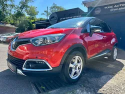 Rot Gebraucht 2016 Renault Captur XMOD SUV | 11.900 € (Fairer Preis)