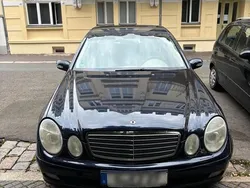 Blau Gebraucht 2003 Mercedes E240 Limousine | 1.499 € (Superpreis)