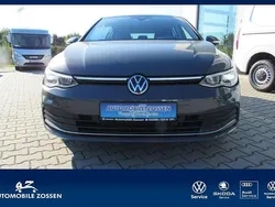 Grau Gebraucht 2020 VW Golf VIII Style Limousine | 16.490 € (Superpreis)