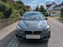 Grau Gebraucht 2016 BMW 218 Kombi | 15.800 € (Fairer Preis)
