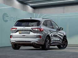 Silber Gebraucht 2021 Ford Kuga ST-Line SUV | 28.000 € (Teuer)