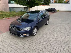 Blau Gebraucht 2012 VW Passat Highline Kombi | 4.999 € (Fairer Preis)