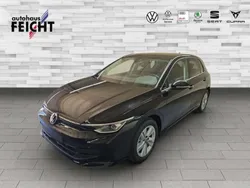 Grenadillschwarz metallic Neu 2024 VW Golf VIII Life Limousine | 27.240 € (Guter Preis)