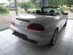 Silber Gebraucht 2000 MG F Cabrio | 4.850 € (Fairer Preis)
