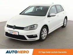 Weiß Gebraucht 2016 VW Golf VII Allstar Limousine | 13.370 € (Fairer Preis)