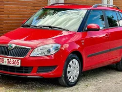 Cervena corrida/corrida rot Gebraucht 2011 Skoda Fabia Kombi | 4.490 € (Fairer Preis)