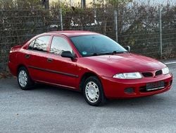 Rot Gebraucht 1998 Mitsubishi Carisma Limousine | 2.999 €