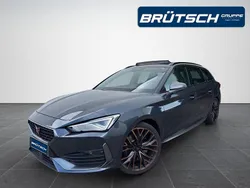 "magnetic tech" metallic Gebraucht 2024 Cupra Leon VZ Kombi | 38.980 € (Etwas zu teuer)