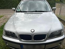 Grau Gebraucht 2005 BMW 316 Kombi | 3.600 €