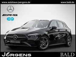 Schwarz unilack nachtschwarz Gebraucht 2024 Mercedes A200 Advanced Limousine | 36.940 €