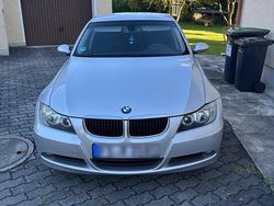 Silber Gebraucht 2008 BMW 318 Limousine | 3.899 € (Fairer Preis)