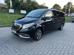 Schwarz Gebraucht 2016 Mercedes Vito Van / Kleinbus | 25.990 €