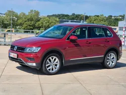 Rot Gebraucht 2017 VW Tiguan Highline SUV | 23.900 € (Guter Preis)