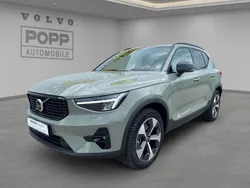 Sage green / metallic Gebraucht 2024 Volvo XC40 Plus SUV | 35.890 € (Guter Preis)