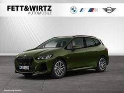 Sanremo green metallic Gebraucht 2024 BMW 218 M Sport | 27.690 € (Guter Preis)