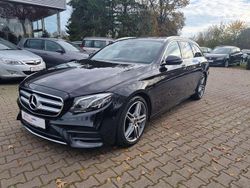 Obsidianschwarz metalliclack Gebraucht 2019 Mercedes E220 AMG line Kombi | 23.650 € (Fairer Preis)