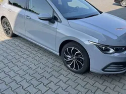 Grau Gebraucht 2020 VW Golf VIII Style Kleinwagen | 20.980 € (Guter Preis)