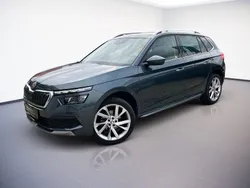 Quarzgrau met. Gebraucht 2021 Skoda Kamiq Style SUV | 21.540 € (Fairer Preis)