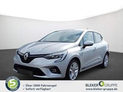 Silber Gebraucht 2022 Renault Clio V Business Limousine | 14.890 € (Fairer Preis)