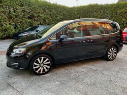 Schwarz metallic Gebraucht 2015 VW Sharan Highline Van / Kleinbus | 28.980 € (Teuer)