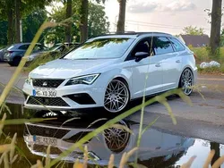 Weiß Gebraucht 2018 Cupra Leon Limousine | 21.850 € (Teuer)