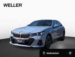 Brooklyn grau (grau) Gebraucht 2024 BMW 520 M Sport Limousine | 50.950 € (Guter Preis)