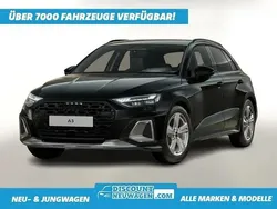 Mythosschwarz metallic Neu 2025 Audi A3 SUV | 38.498 € (Guter Preis)