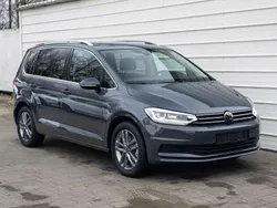 Delfingrau metallic Neu 2025 VW Touran Van / Kleinbus | 39.100 € (Fairer Preis)