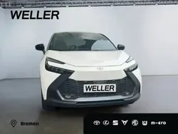 Platinumweiss perleffekt/schwarz Neu 2024 Toyota C-HR Team SUV | 31.880 € (Superpreis)