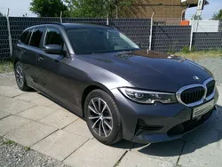 Grau Gebraucht 2019 BMW 320 Limousine | 23.890 € (Fairer Preis)