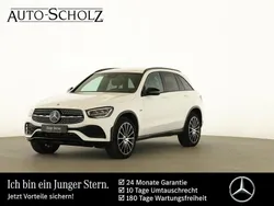 Weiß Gebraucht 2020 Mercedes GLC300e Advanced SUV | 35.974 € (Fairer Preis)