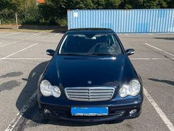 Blau Gebraucht 2005 Mercedes C180 Classic Limousine | 6.800 € (Teuer)