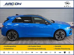 Blau Gebraucht 2023 Opel Astra Ultimate Limousine | 25.440 € (Guter Preis)