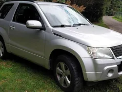 Silber Gebraucht 2009 Suzuki Grand Vitara Comfort SUV | 6.499 € (Superpreis)
