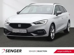 Weiß Gebraucht 2024 Seat Leon FR | 27.480 € (Guter Preis)